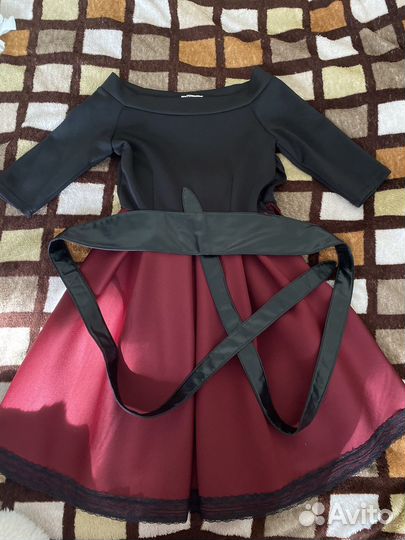 Вечернее платье