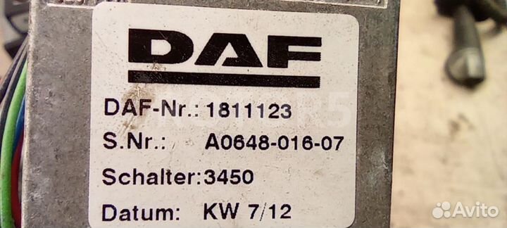 Переключатель подрулевой (стрекоза) DAF XF 105