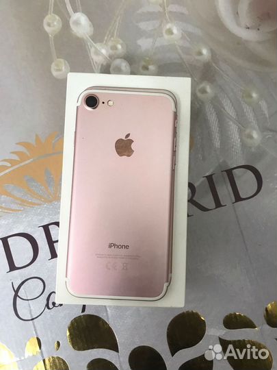 iPhone 7, 32 ГБ