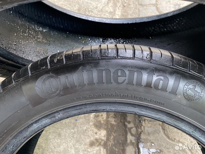 Continental ContiPremiumContact 5 215/55 R17 94W