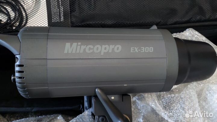 Mircopro EX-300 комплект студийного света с сумкой