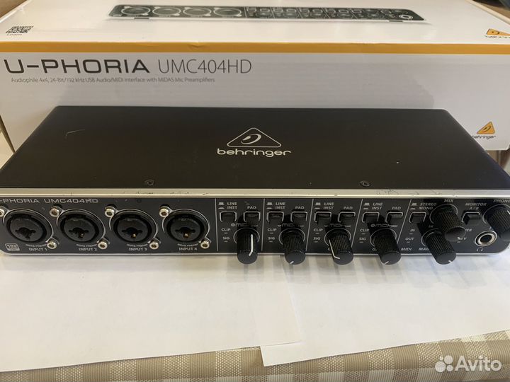 Behringer UMC404HD внешняя звуковая карта