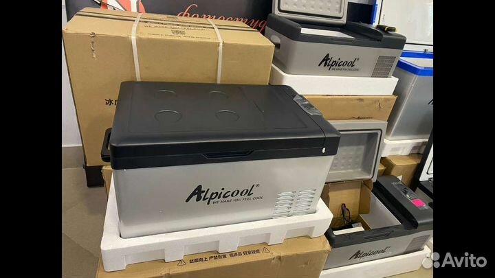 Автомобильный компрессорный холодильник 12-24 V