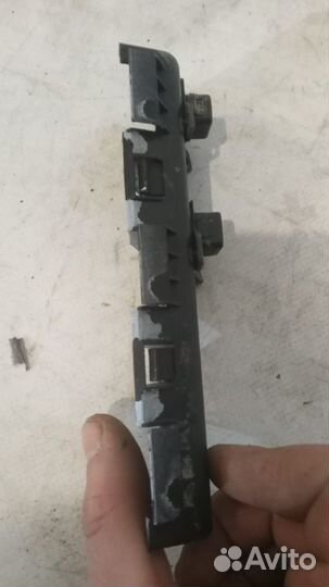 Крепление заднего бампера Тойота Королла Е120