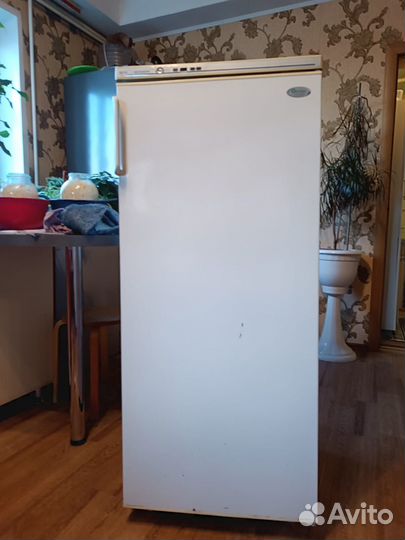 Морозильник atlant