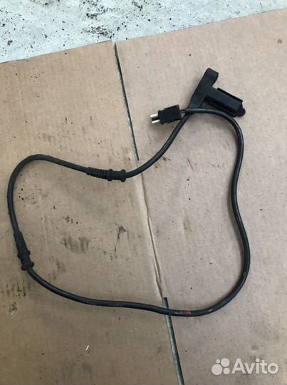 Датчик износа колодок Мерседес W124(1013)