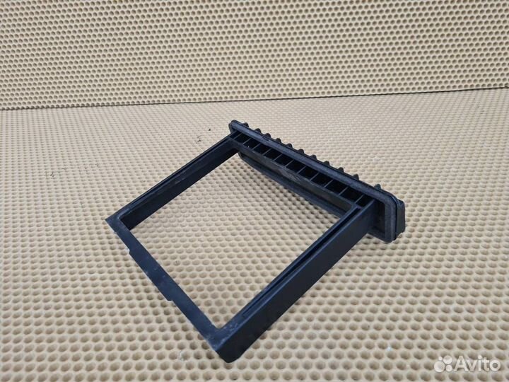 Кассета воздушного фильтра передняя Infiniti M Q70