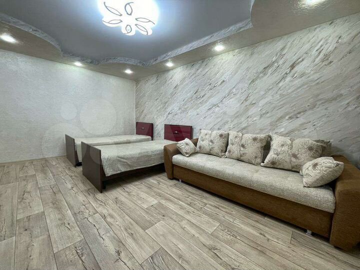 2-к. квартира, 54 м², 9/9 эт.