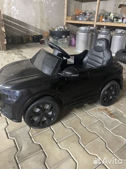 Детский электромобиль audi