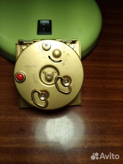 Часы настенные очз