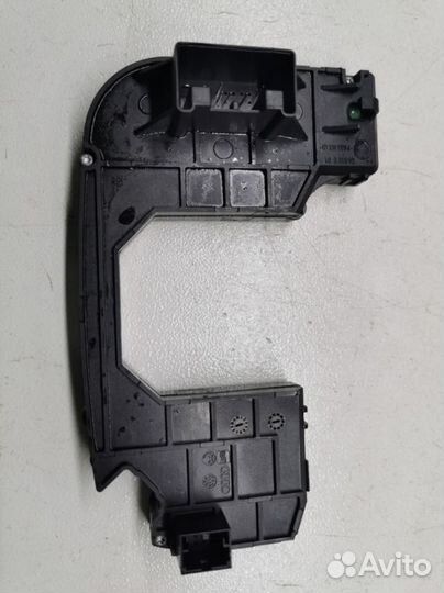 Блок подрулевых переключателей Audi A6 C6 3.2 2007