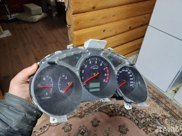 Приборная панель forester sg5