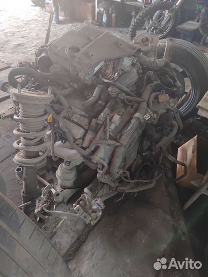 Двигатель и коробка