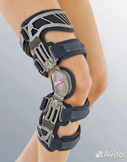 Жесткий корсет для коленного сустава medi m3