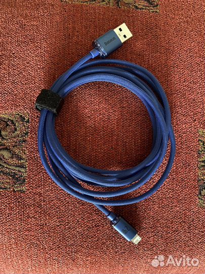Кабель USB-Lightning