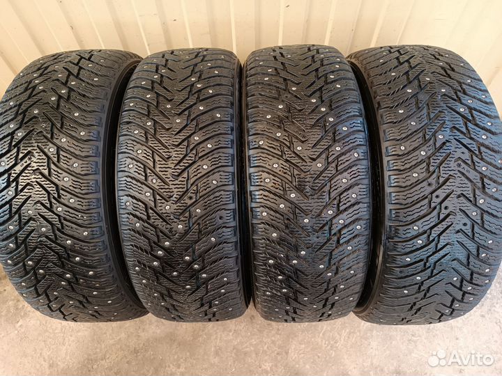 Nokian Tyres Hakkapeliitta 8 205/55 R16 94T