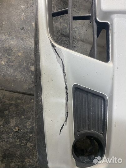 Бампер Nissan almera