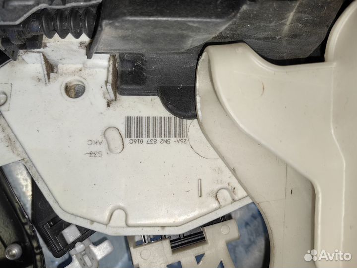 Стеклоподъемник двери передней VW Tiguan 5n2837730