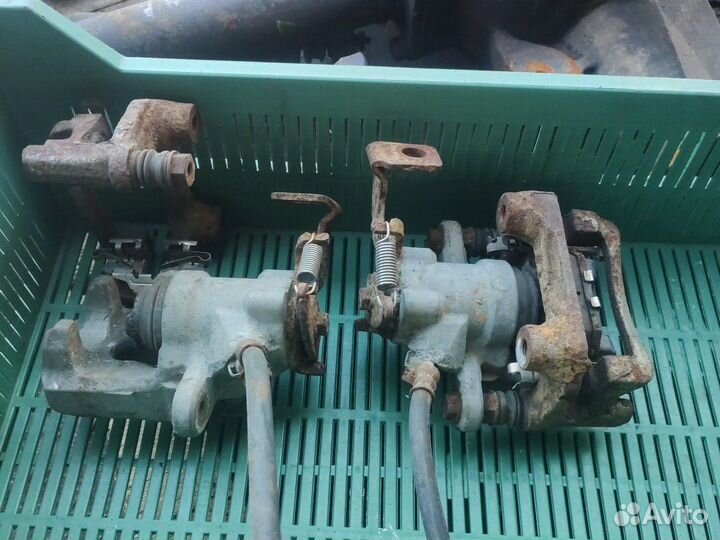 Суппорта задние Тойота Королла e 15