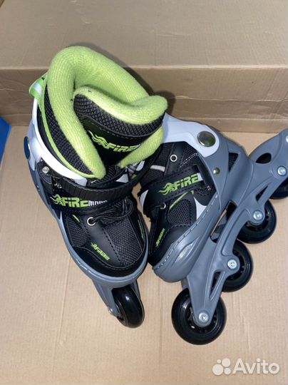 Ролики детские28-31, шлем, защита новые