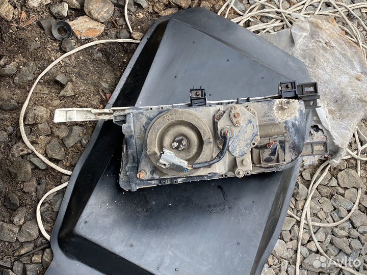 Фара правая nissan primera p10