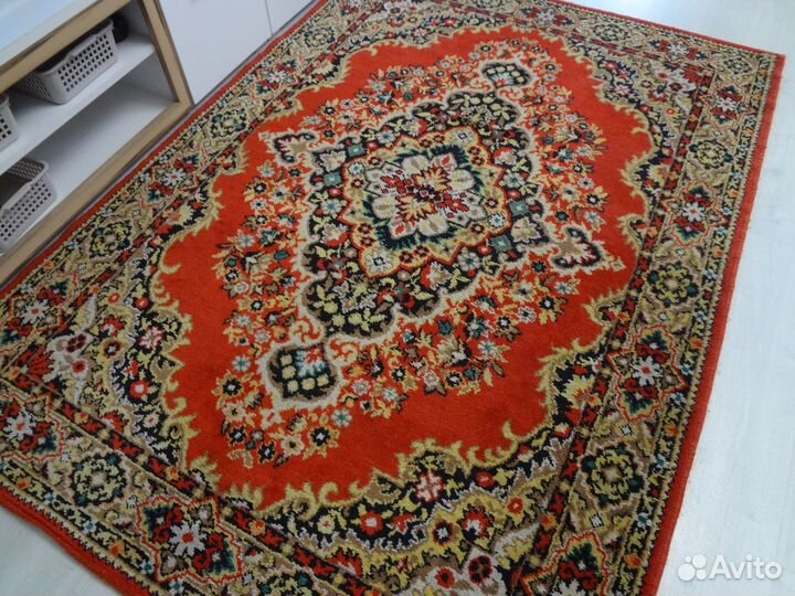 Ковер шерстяной