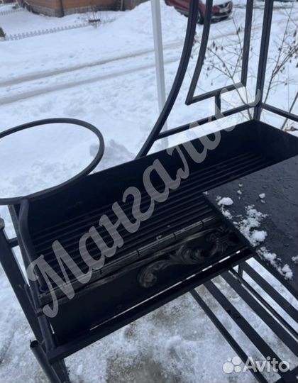 Мангал с крышей