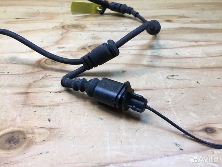 Датчик ABS лев. перед. audi A6