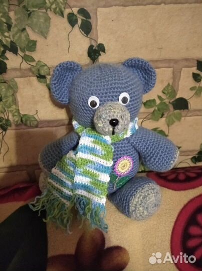 Медведь вязаный