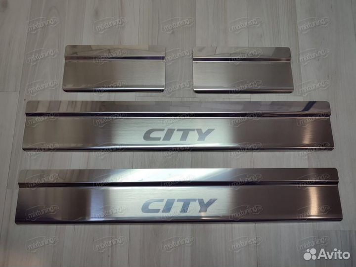 Накладки на пороги Honda City 2008-2014