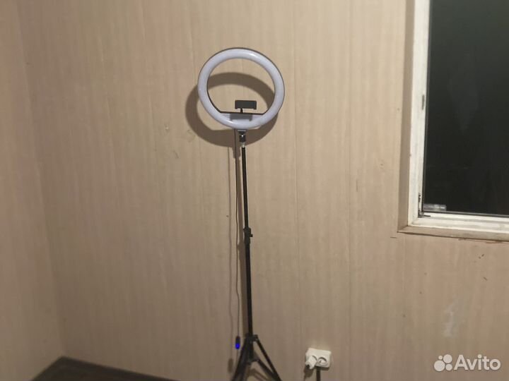 Кольцевая лампа