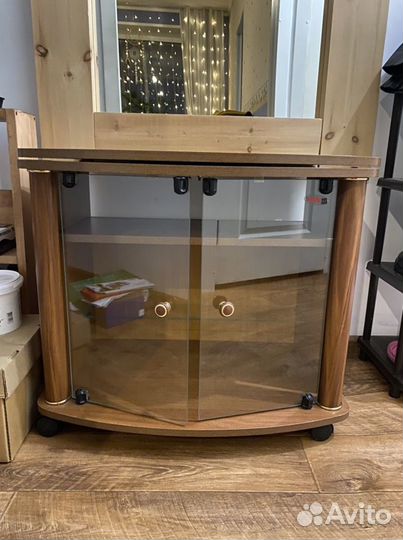 Тумба под тв