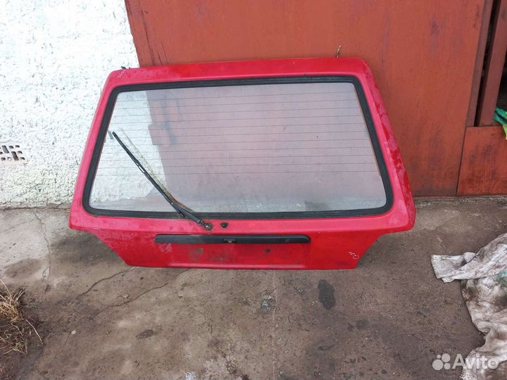 VW Golf 2 (84-91) крышка багажника в сборе