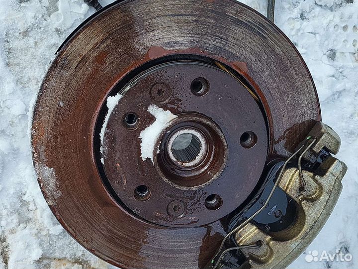 Renault duster 2020-2022- кулак поворот.правый