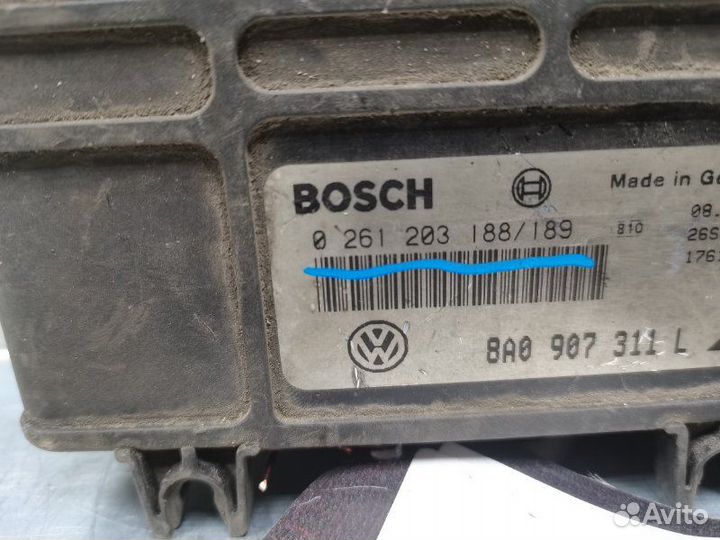 Блок управления двигателем Volkswagen Passat B4