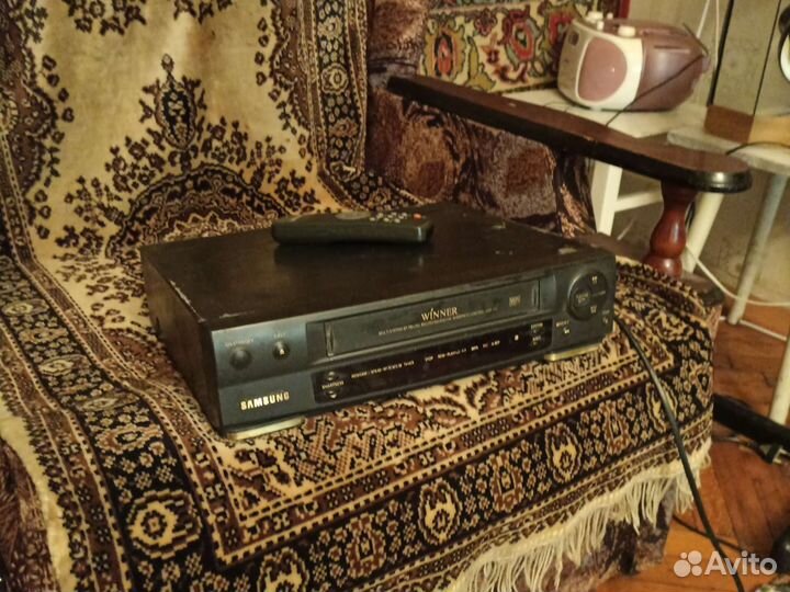 Видеомагнитофон samsung пишет