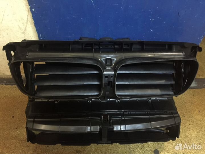 Бмв ф10 F10 воздуховод передней панели без датчика