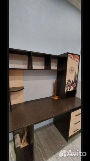 Компьютерный стол