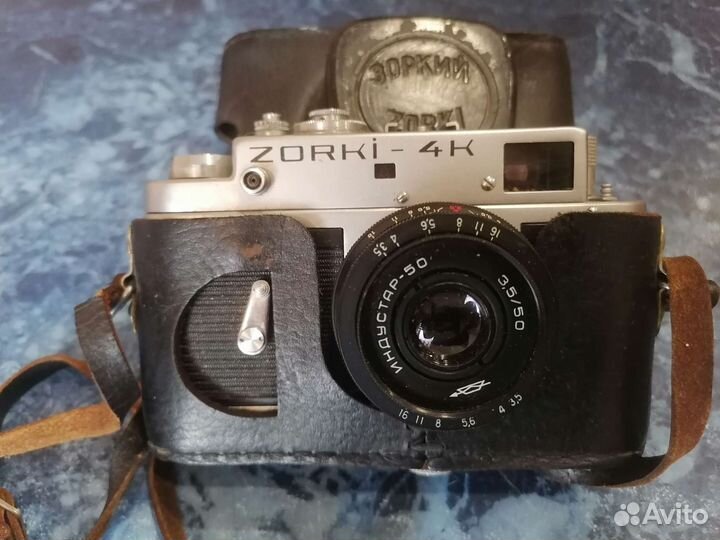 Пленочный фотоаппарат Зоркий К4
