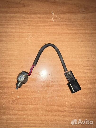 Датчик лампы заднего хода МКПП mitsubishi