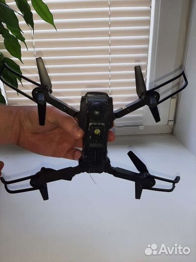 Квадрокоптер с камерой