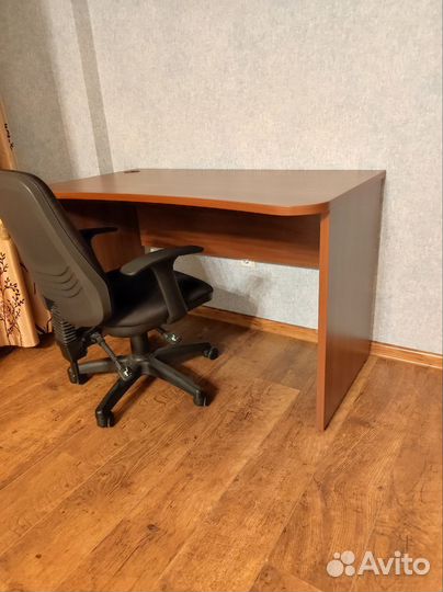 Компьютерный стол бу