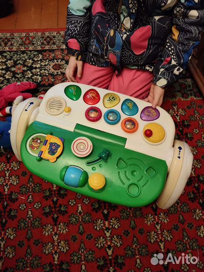 Развивающий столик «Delux 3 в 1» Chicco