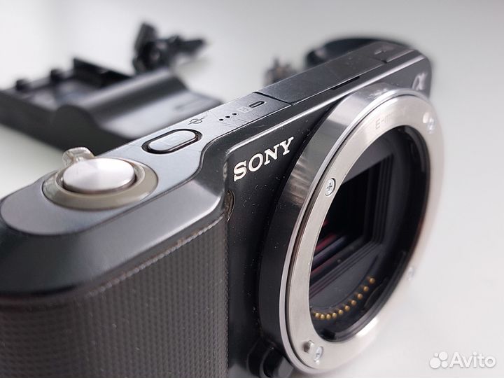 Sony nex 3 только тушка (без объкктива)