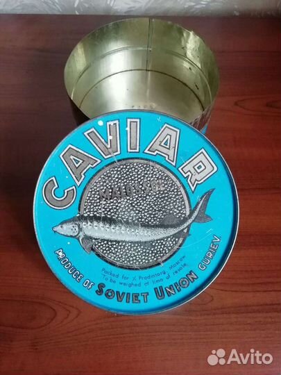 Жестяная банка из под чёрной икры СССР