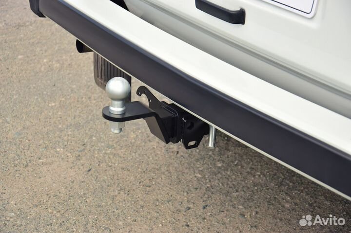 Фаркоп для Нива 2121, съемный квадрат