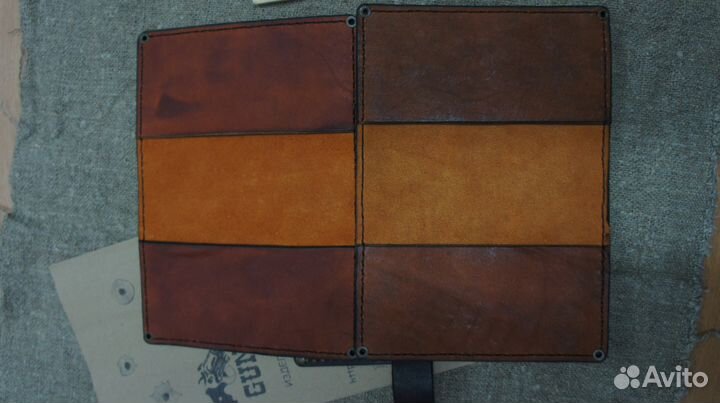 Обложка на паспорт ручной работы, кожаная