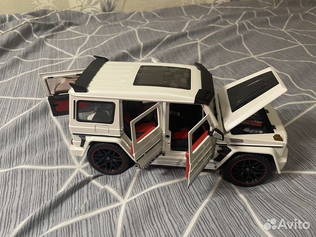 Модель Гелик Брабус 1:18