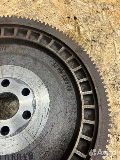 Маховик Ford Focus 2 2010