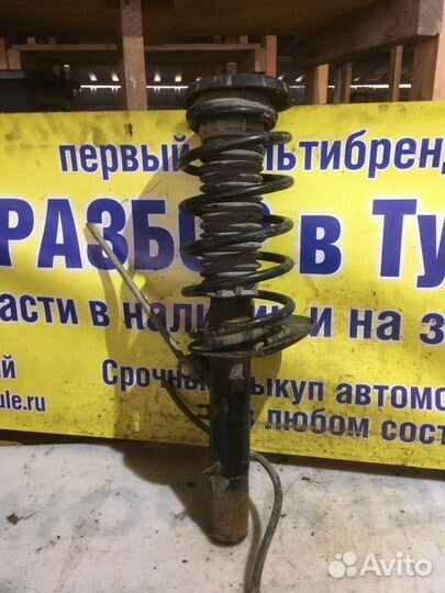 Стойка амортизатора переднего левого Citroen C3 Pi